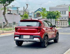Kia Sonet 1.5 Luxury 2025 