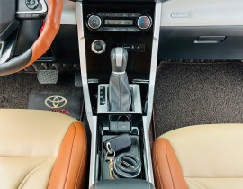 Toyota Veloz 1.5 Top 2022 