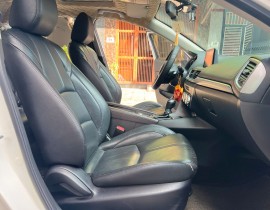 Mazda 3 1.5 AT 2019 hatback 