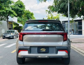 Kia Sonet 1.5 Luxury 2025 