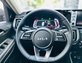 Kia Sonet 1.5 Luxury 2025 