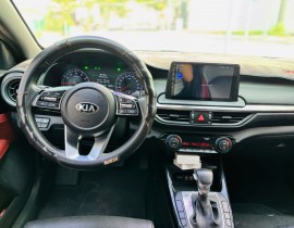 Kia Cerato 2.0 Premium 2021 