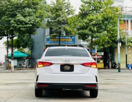 Hyundai Accent 1.4 MT Base 2023 