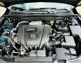 Mazda 3 1.5 AT  2017 Facelift