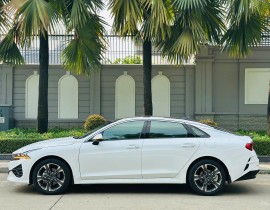 Kia K5 2.0 Premium 2024 