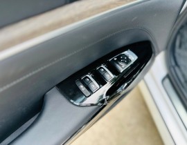 Kia K5 2.0 Premium 2024 