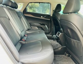 Kia K5 2.0 Premium 2024 