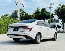 Hyundai Accent 1.5 Đặc biệt 2024