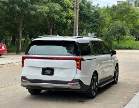  Kia Carnival Dầu 2.2 Signature 2025