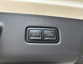  Kia Carnival Dầu 2.2 Signature 2025
