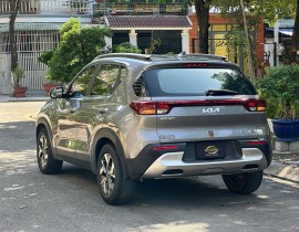 Kia Sonet 1.5 Deluxe 2024 