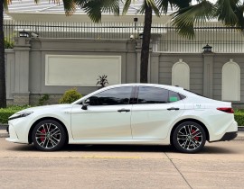 Toyota Camry 2025 2.5 HEV Top