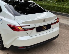 Toyota Camry 2025 2.5 HEV Top