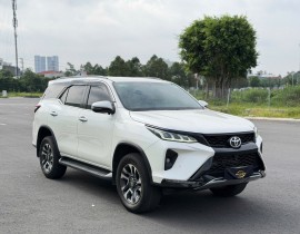Toyota Fortuner Legender 2.4 4x2 AT 2020