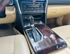 Toyota Camry 2.0E 2018