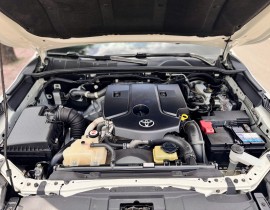 Toyota Fortuner Dầu 2.4 4x2 MT 2017 
