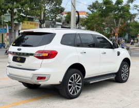 Ford Everest Titanium 2.0 4x2 AT 2020