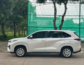 Toyota Innova Cross 2.0 V 2025 