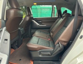 Toyota Innova Cross 2.0 V 2025 