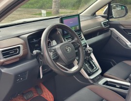 Toyota Innova Cross 2.0 V 2025 