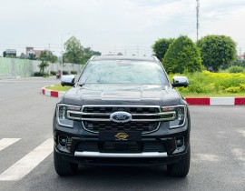 Ford Everest 2.0 Titanium 4x2 AT 2025