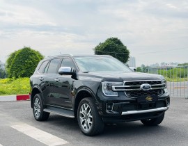Ford Everest 2.0 Titanium 4x2 AT 2025