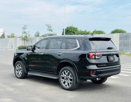 Ford Everest 2.0 Titanium 4x2 AT 2025