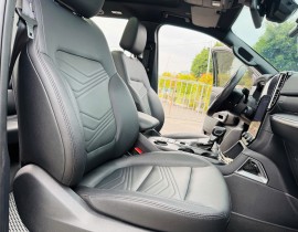Ford Everest 2.0 Titanium 4x2 AT 2025