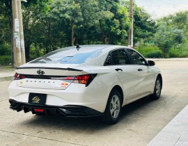 Hyundai Elantra 1.6 Tiêu Chuẩn 2023