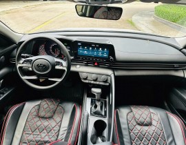 Hyundai Elantra 1.6 Tiêu Chuẩn 2023