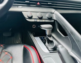 Hyundai Elantra 1.6 Tiêu Chuẩn 2023