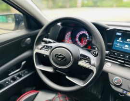 Hyundai Elantra 1.6 Tiêu Chuẩn 2023