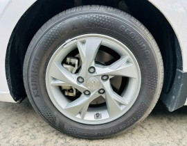 Hyundai Elantra 1.6 Tiêu Chuẩn 2023