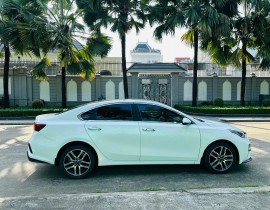 Kia Cerato 1.6 MT 2018