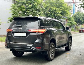 Toyota Fortuner Dầu 2.4 Legender 4x2 AT 2021 