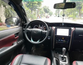 Toyota Fortuner Dầu 2.4 Legender 4x2 AT 2021 
