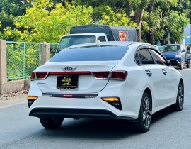 Kia Cerato 2020 1.6 MT