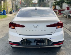 HYUDAI ELANTRA 2019 MT