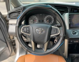 TOYOTA INNOVA 2019 MT