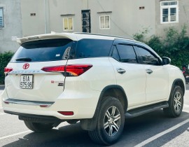 TOYOTA FOTUNER 2018 DẦU MT