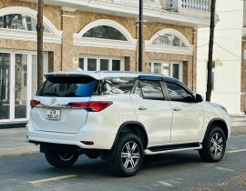 TOYOTA FOTUNER 2023 DẦU AT 4X2