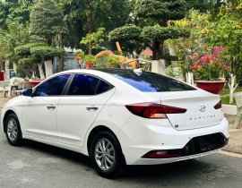 HUYNDAI ELANTRA 2021 1.6MT