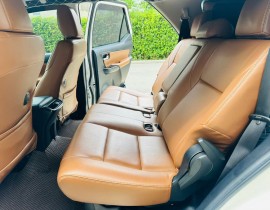 Toyota Fortuner Dầu 2.4 MT 2019