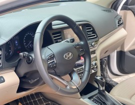 Elantra 1.6 AT Tiêu chuẩn 2021
