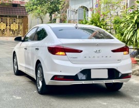 Elantra 1.6 AT Tiêu chuẩn 2021