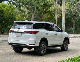 Fortuner Legender 2.4 4x2 AT 2022