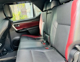 Fortuner Dầu Legender 2.4 4x2 AT 2022