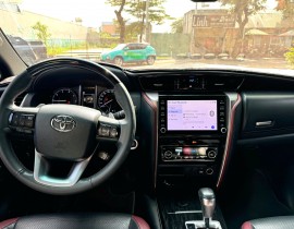 Fortuner Dầu Legender 2.4 4x2 AT 2022