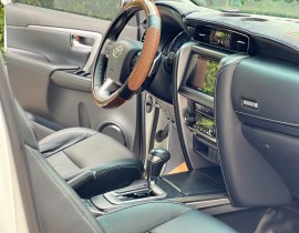 Fortuner Dầu 2.4 4x2 AT 2022