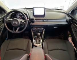 Mazda 2 1.5 AT 2024